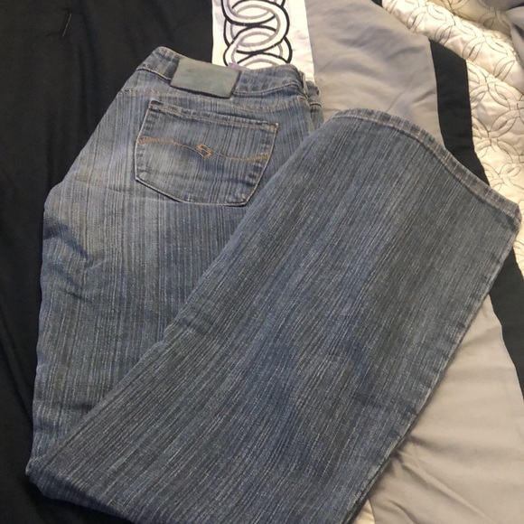 NWT SILVER JEANS ! 🔥🔥🔥 - Picture 7 of 9